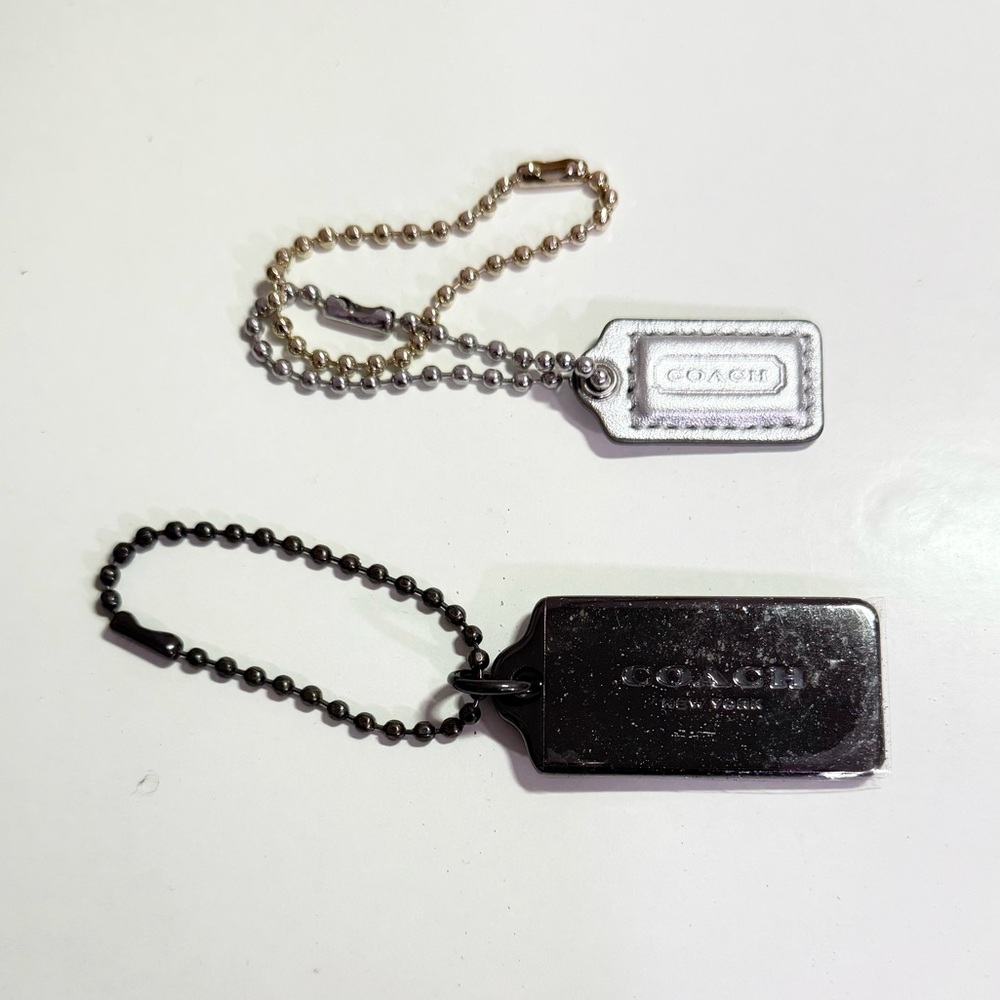 COACH GUNMETAL & SILVER LEATHER HANG TAG LOT